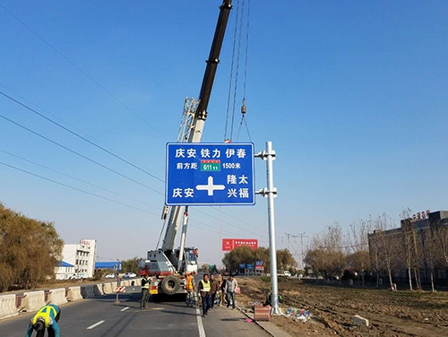 宜春宜春道路护栏网网片该如何进行正确的选购呢？